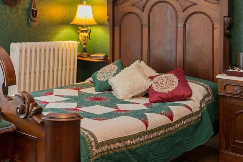 シャーロットタウン フィッツロイ ホール Bed & Breakfast エクステリア 写真